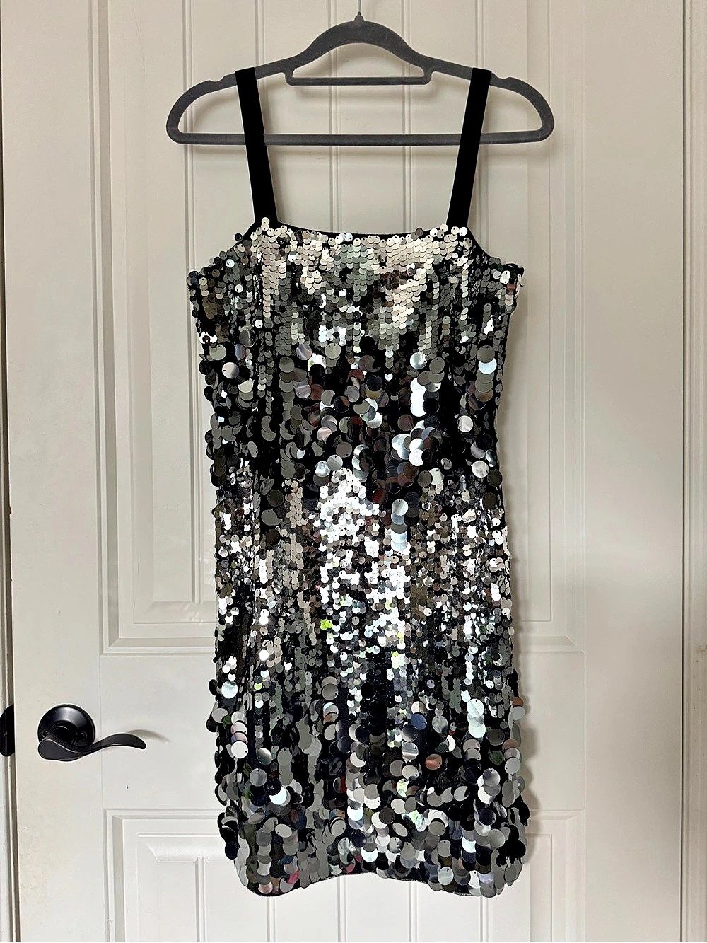 RW&CO. Sequin Mini Dress in Black & Silver Size 2 NWT